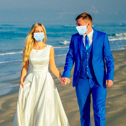 How to Mind Social Distancing During Your Wedding