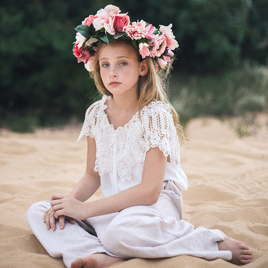 Ways to wear sola wood flowers at your wedding