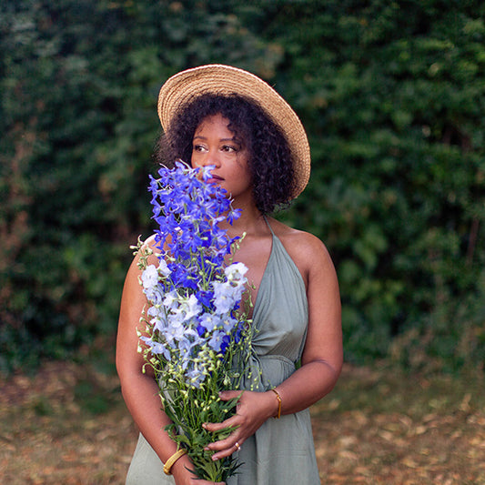 The beautiful flowers for Teacher's Day gift