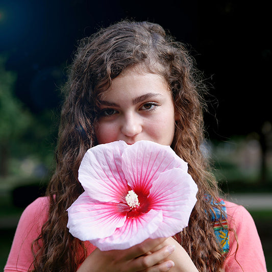 The best fragrance flowers to be part of your bouquet