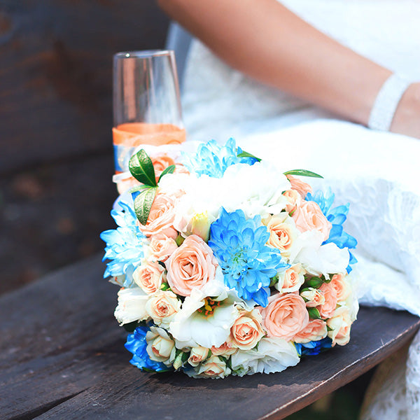 Wedding and sola wood flowers – what a combination!