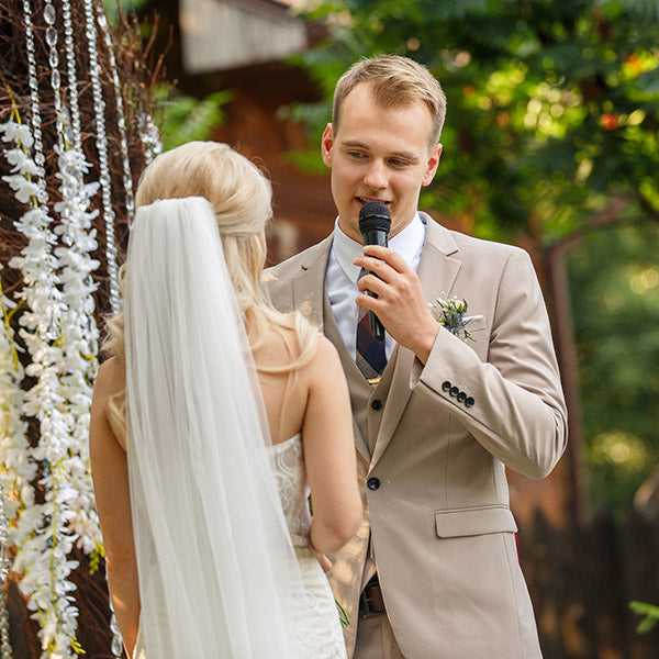 How to Write the Perfect Groom's Speech