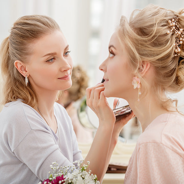How to Choose the Best Makeup Artist for Your Wedding